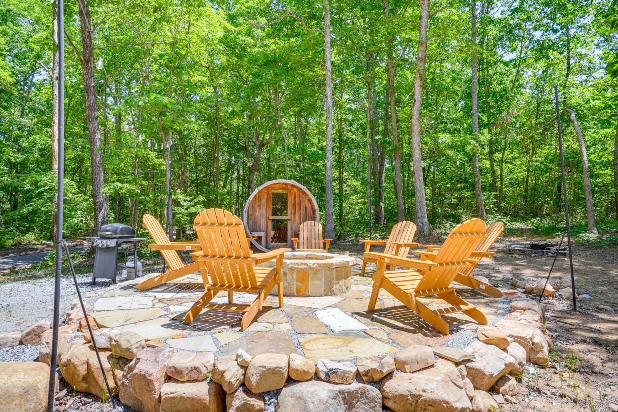 Monteagle Cabin With Swim Spa, Sauna And Fire Pit! Εξωτερικό φωτογραφία